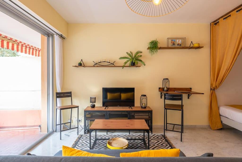 Cosy Studio Pres Des Palaces Mentonnais Extérieur photo